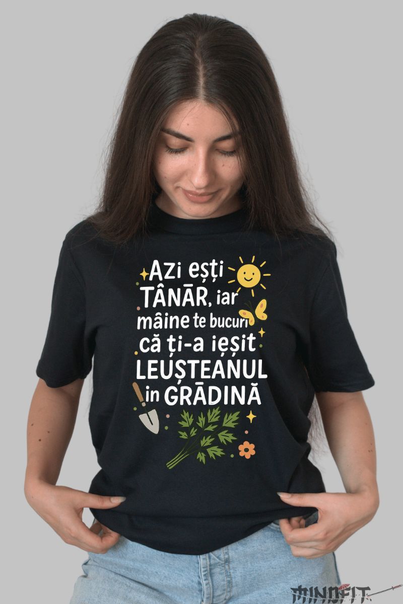 Tricou Amuzant Azi Esti Tanar dama negru fata