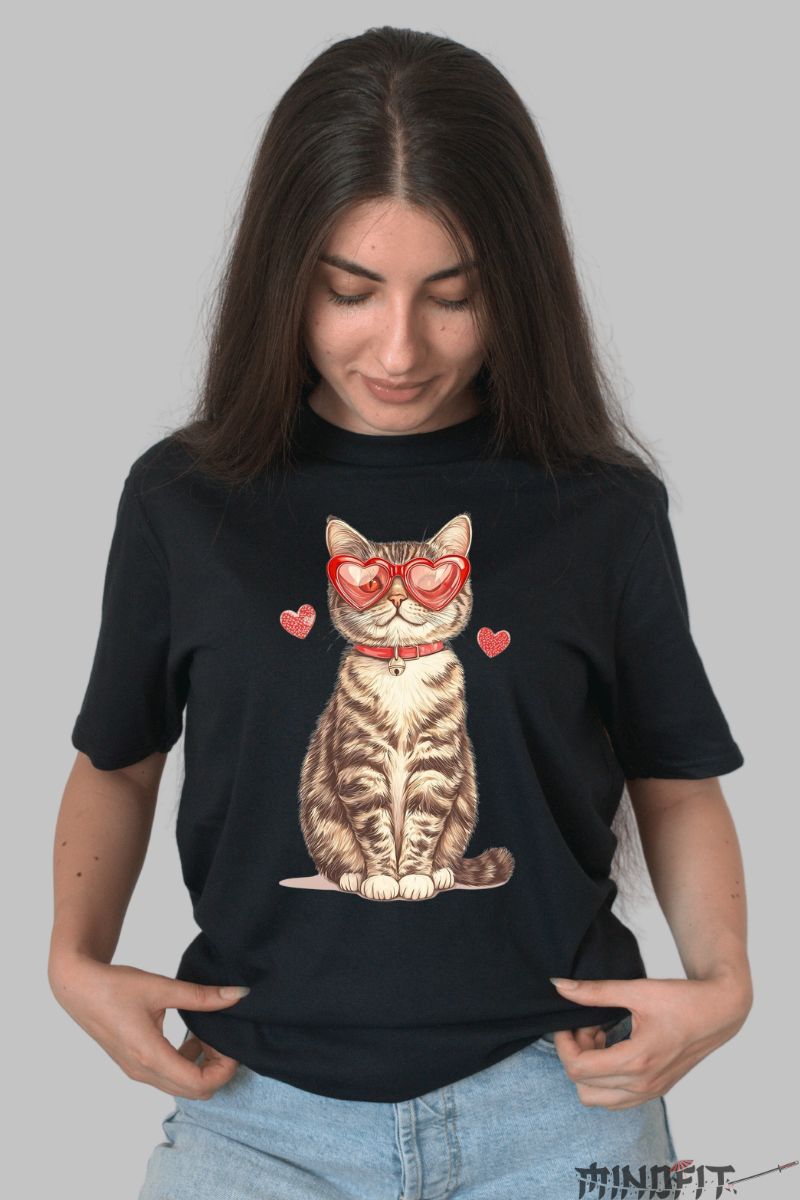 Tricou Dama cu Pisica si Ochelari dama negru fata