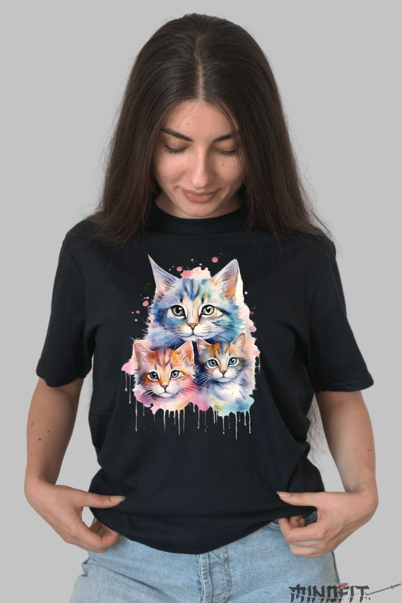 Tricou Dama cu Pisici Multicolore dama negru fata
