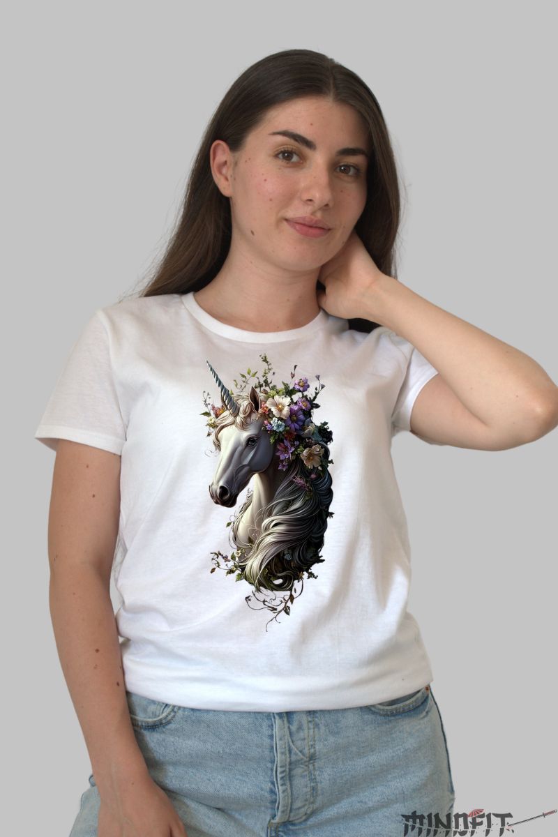 Tricou Personalizat cu Unicorn Gotic dama alb fata