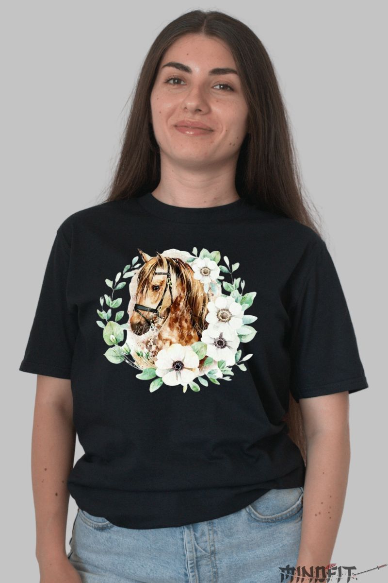 Tricou cu Cal si Flori Albe dama negru fata