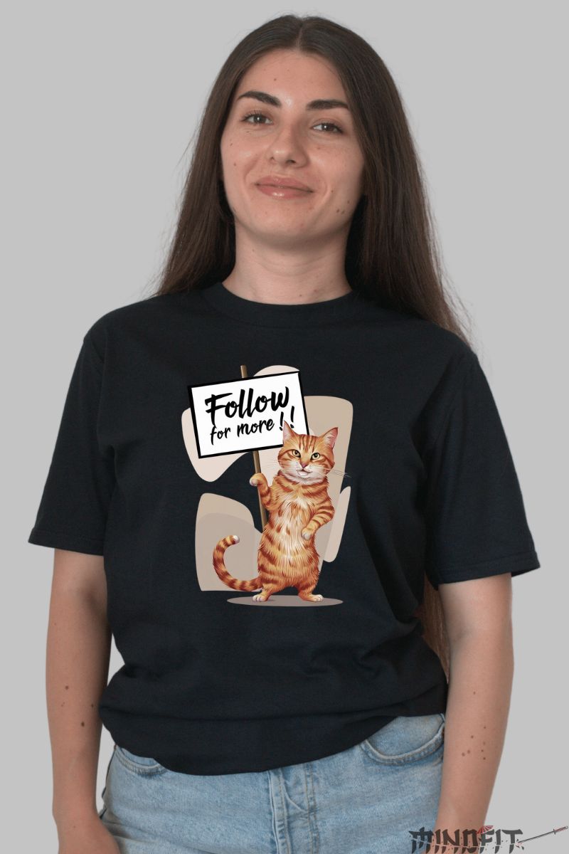 Tricou cu Pisica Portocalie "Follow For More!" dama negru fata