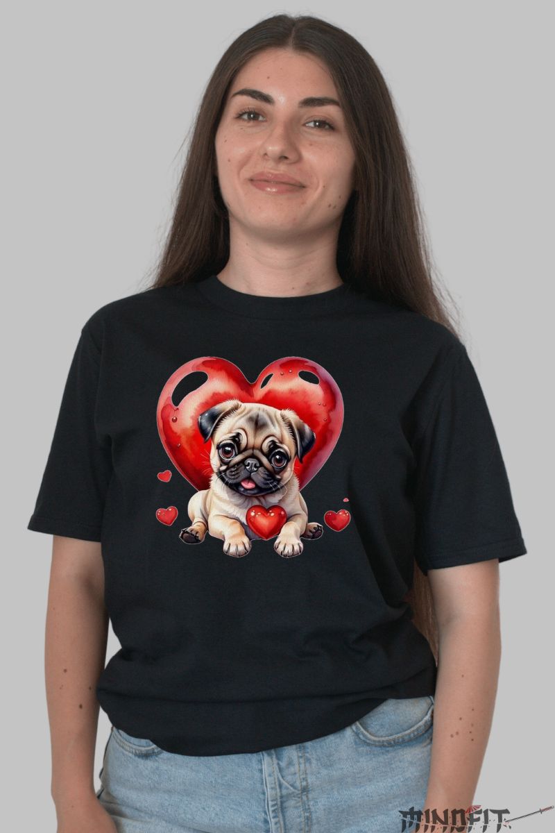 Tricou cu Pug si Inima Rosie dama negru fata