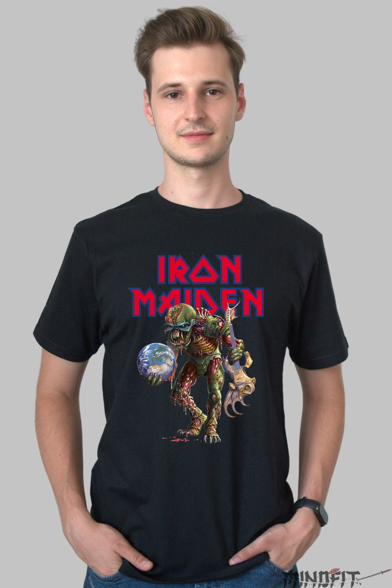 Tricou Iron Maiden - Eddie cucereste Pamantul barbat negru