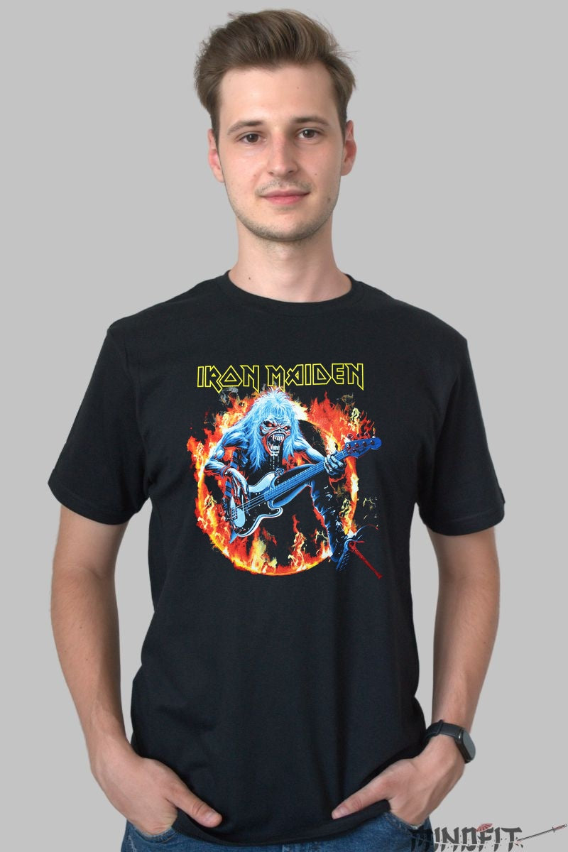 Tricou Iron Maiden - Eddie in Flacari barbat negru