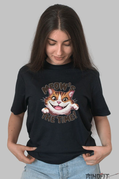 Tricou cu Pisica Fericita "Meow's The Time!" dama negru fata