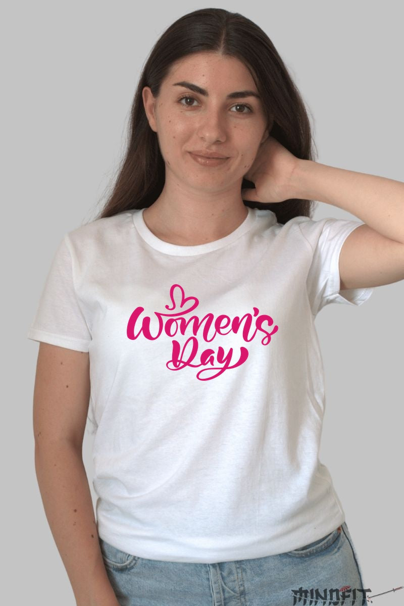 Tricou 8 Martie - Women's Day Roz Cu Inima Dama Alb