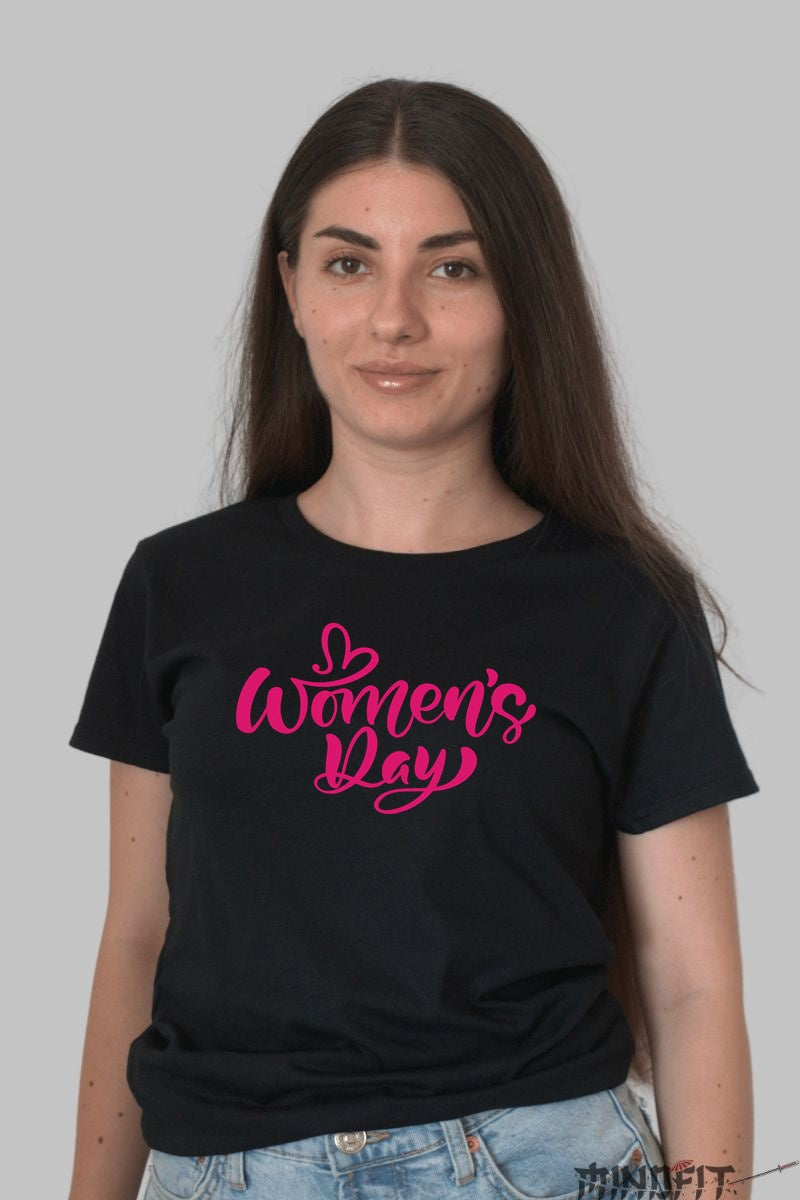 Tricou 8 Martie - Women's Day Roz Cu Inima Dama Negru