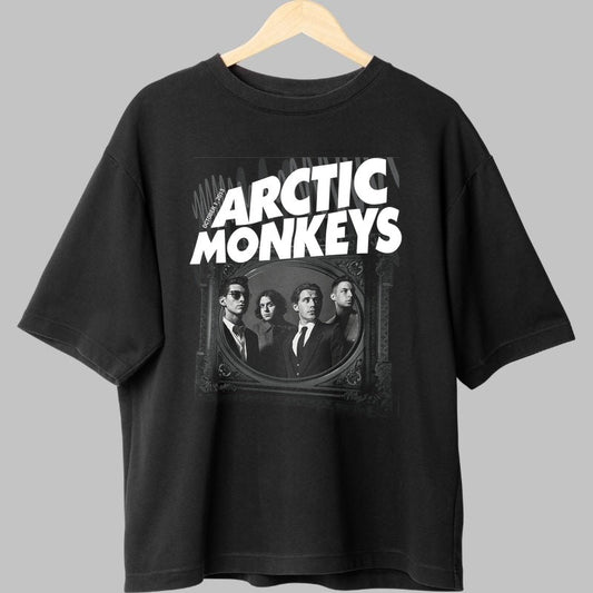 Tricou Arctic Monkeys - Portret Retro in Alb-Negru fata negru
