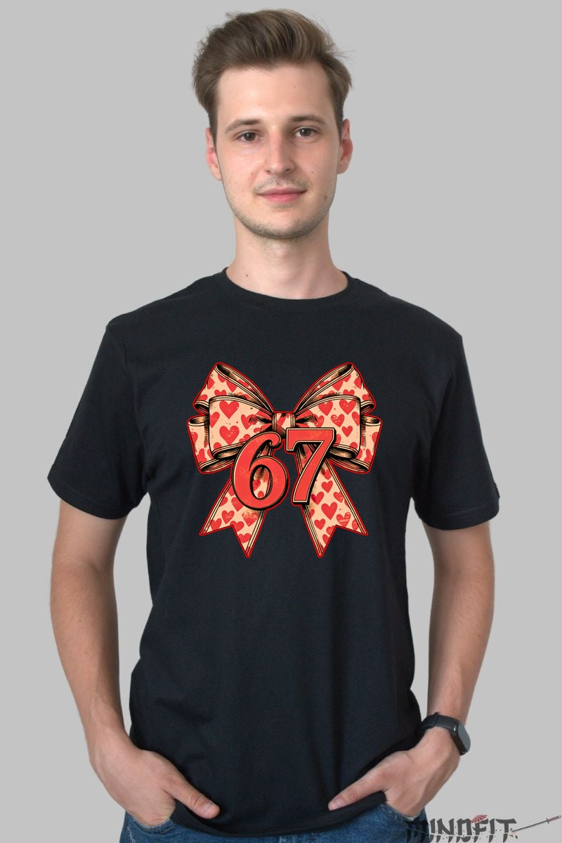 Tricou Cadou Aniversar - Fundita Cu Inimi si Numarul 67 barbat negru
