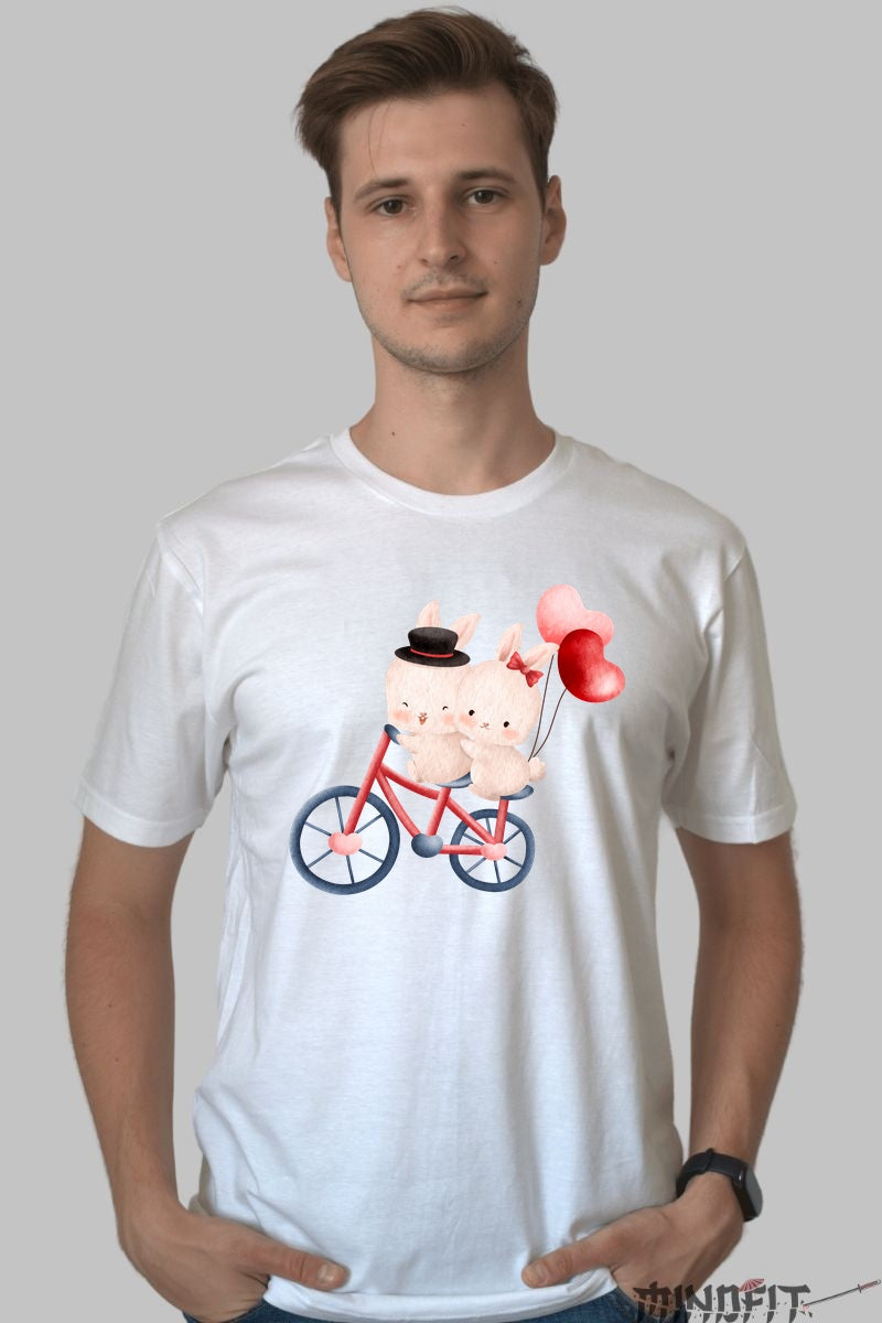 Tricou Cuplu Iepurasi Pe Bicicleta - Dragoste Pe Doua Roti Barbat Alb