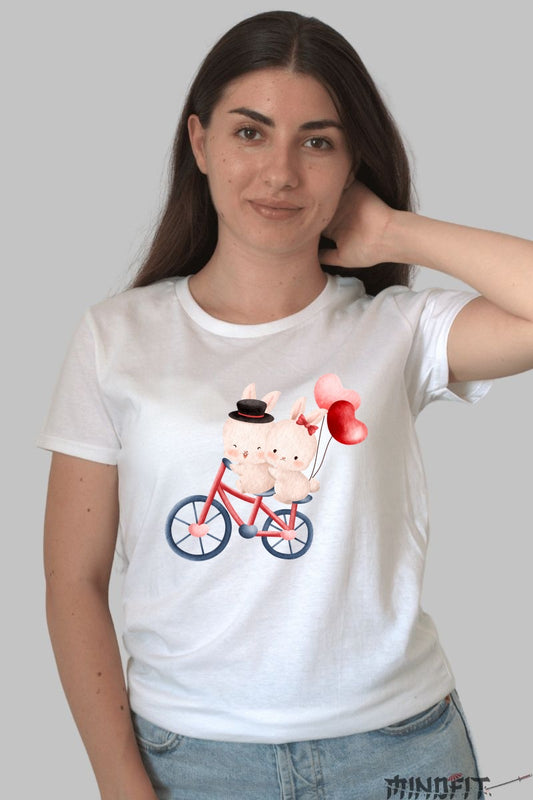 Tricou Cuplu Iepurasi Pe Bicicleta - Dragoste Pe Doua Roti Dama Alb