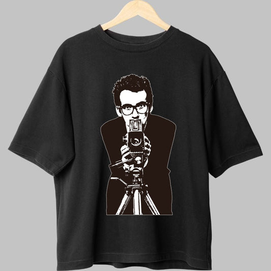Tricou Iconic Camera - Stil si Atitudine Retro fata