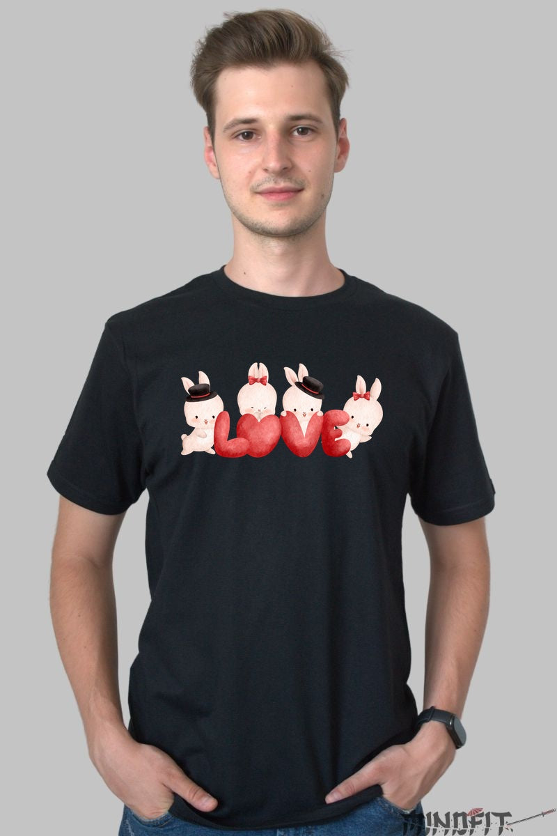 Tricou Iepurasi Dragoste - Design Jucaus cu Iepurasi si Litere Barbat Negru