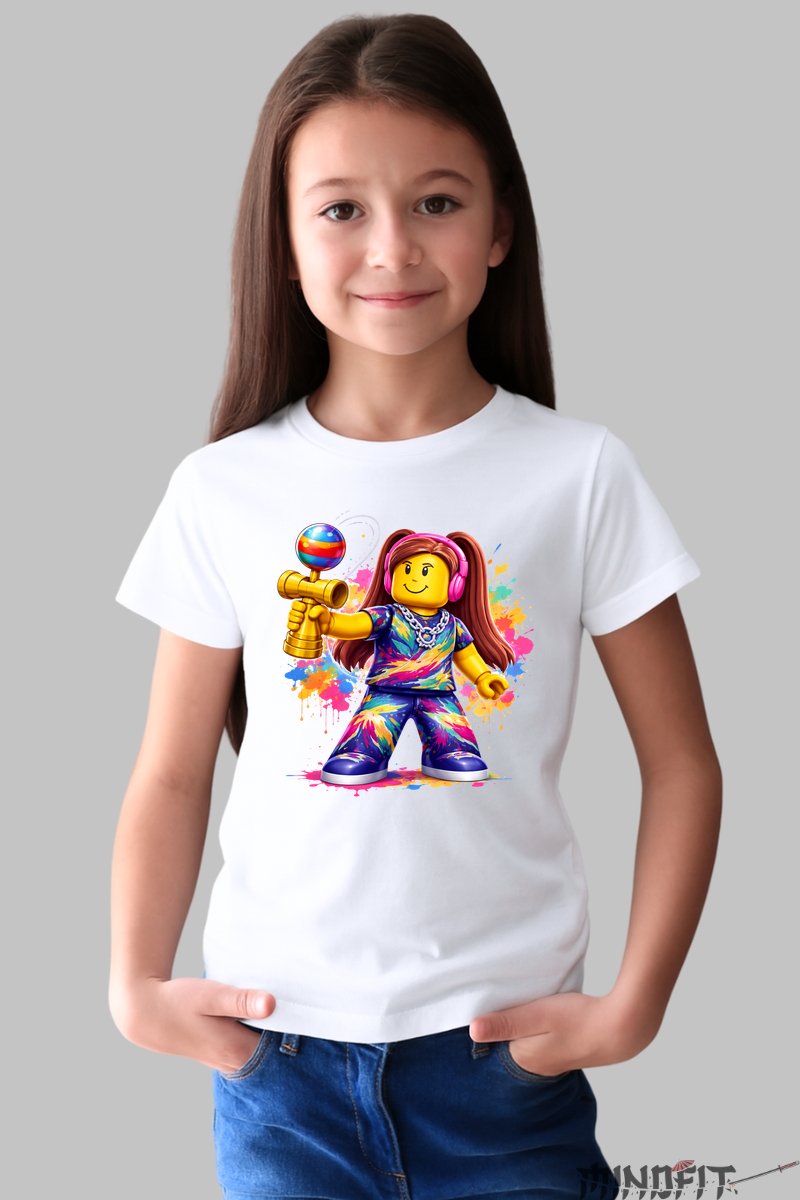 Tricou Roblox Kendama - Minifigurina cu Arme Stelare fata alb